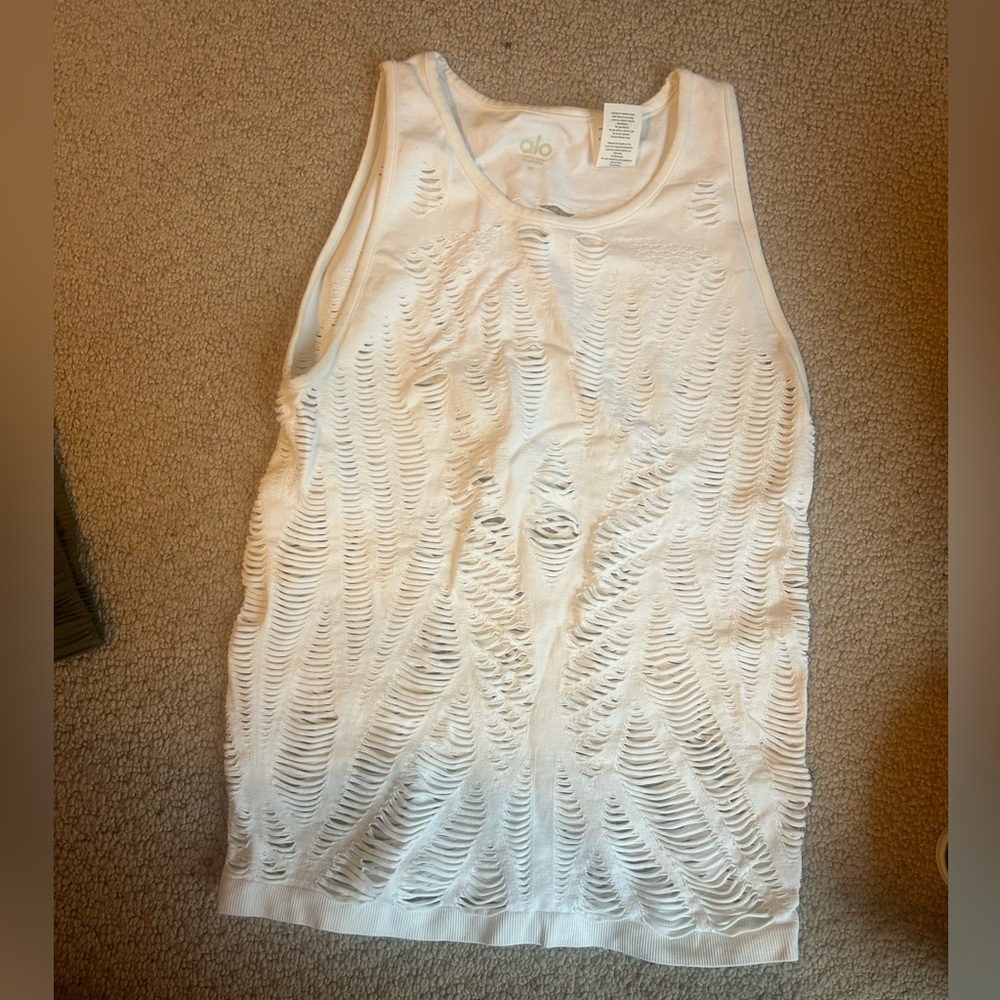 ALO Yoga Cream Sleeveless Tank Top